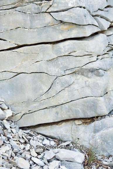 cracked limestone 4 graphic